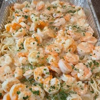 Shrimp Pasta - 1/2 Pan (8-10)