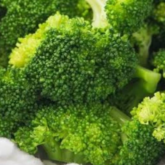 Side Steamed Broccoli.