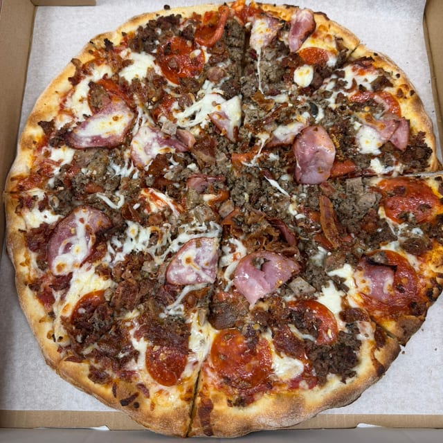 Lg MeatLovers Pizza.