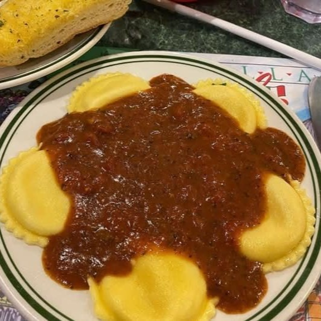 Combo Spaghetti & Ravioli.