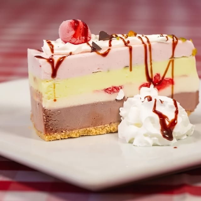 Spumoni Cake.
