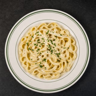 Fettuccini Alfredo Dinner Special 