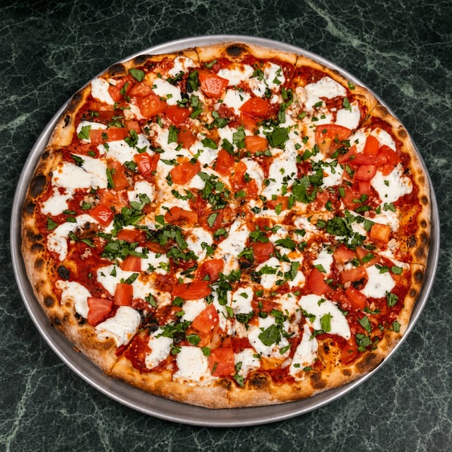 Lg Margherita Pizza.